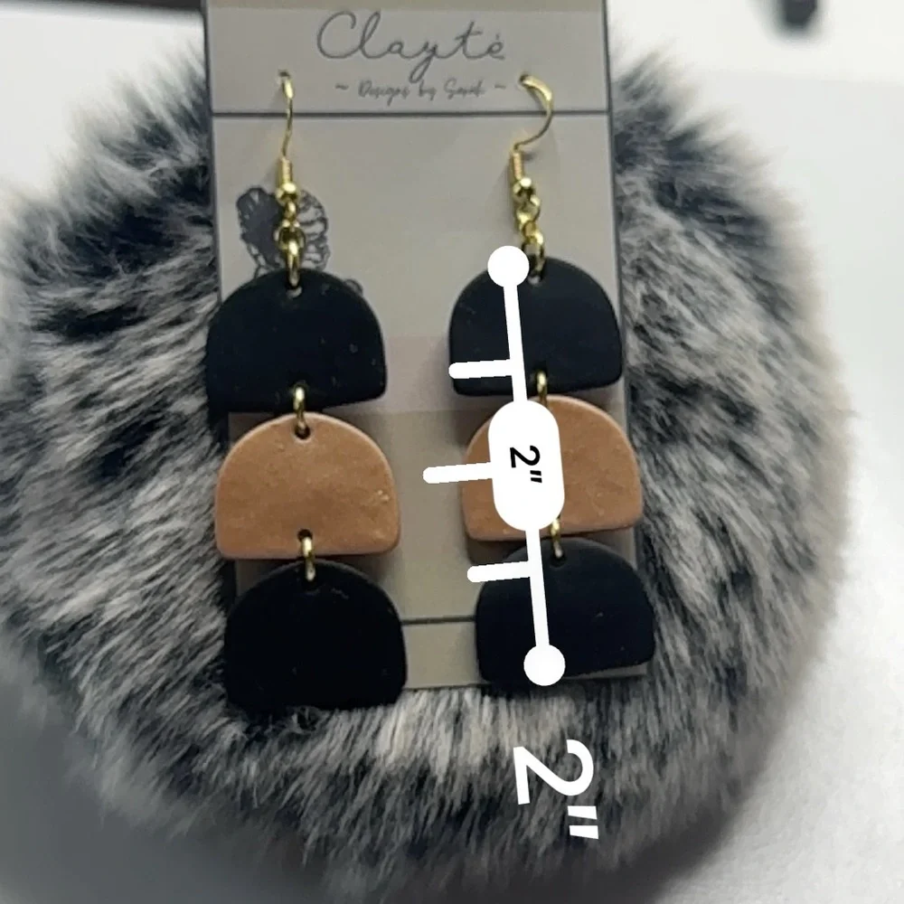 Polymer clay earrings 🖤